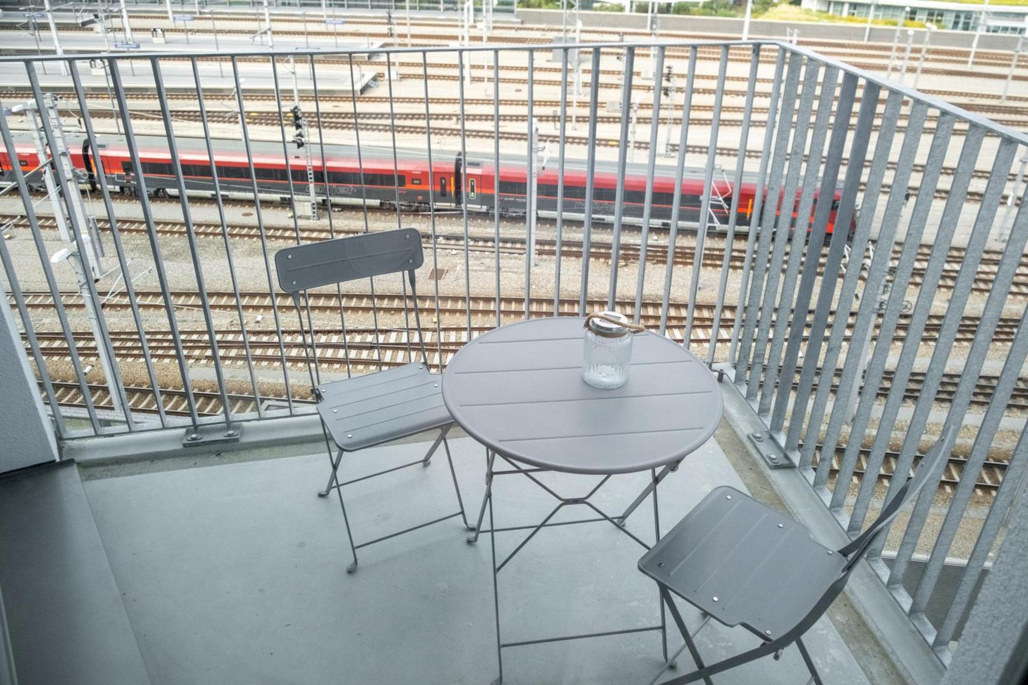 Decorous Cozy City View Suite Vienna Exterior photo
